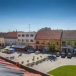 Longus Pensión Kyjov (Hodonin District)