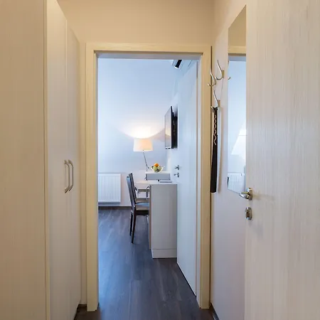 Longus Guest house