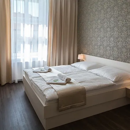 Longus Guest house Kyjov (Hodonin District)