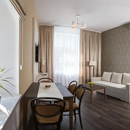 Longus Guest house